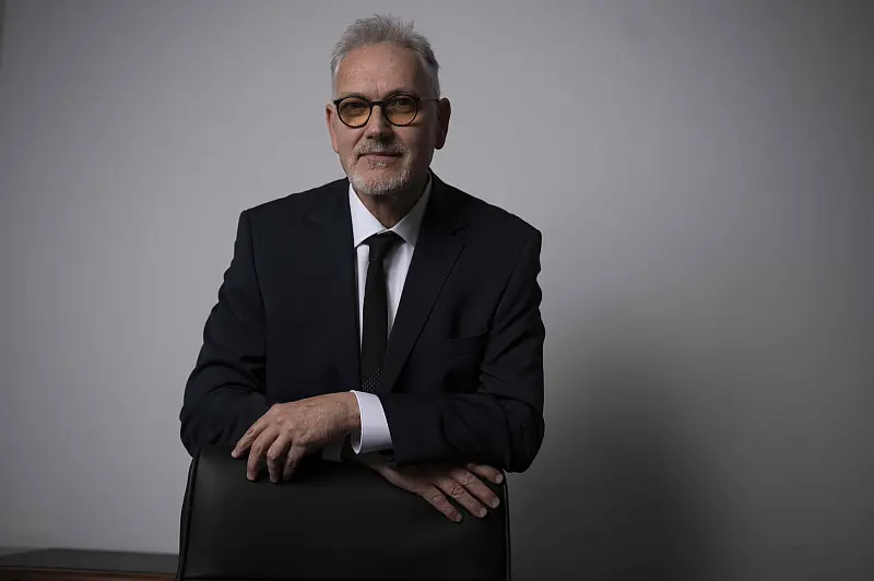 Robert Wilk, Rechtsanwalt